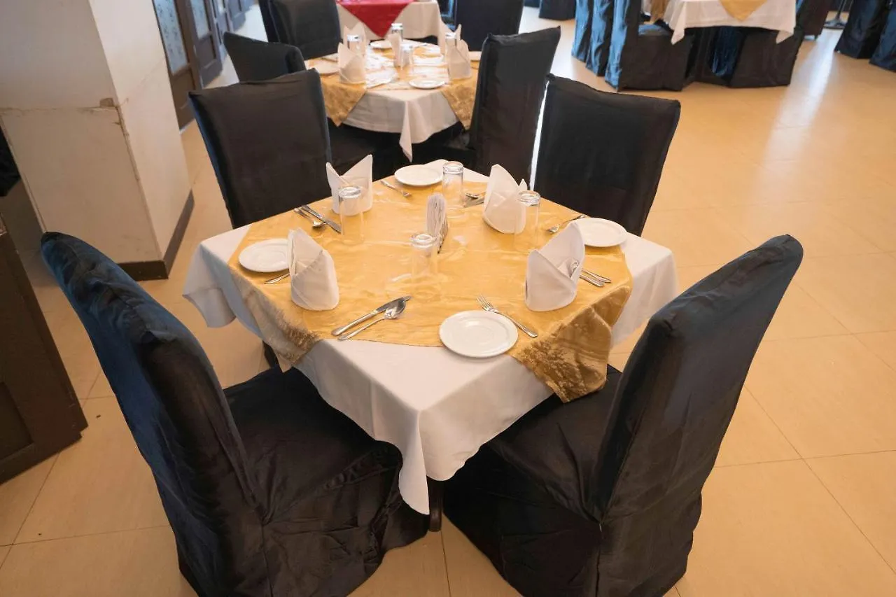 דאהקה Central Inn Motijheel מלון